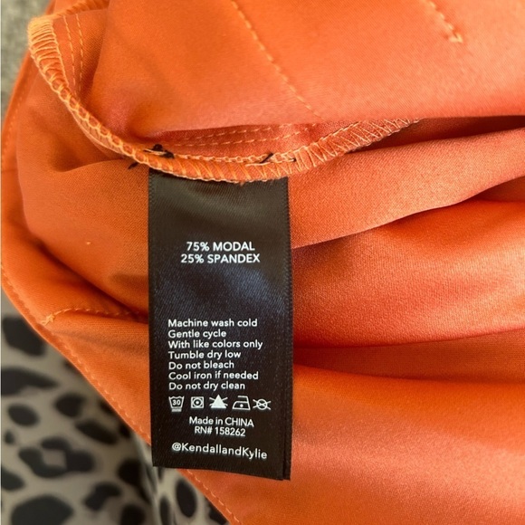 5/$25 Kendall + Kylie NWT suede cargo utility style jogger size XS - Picture 13 of 13